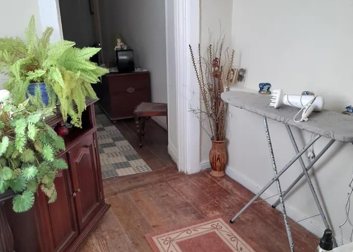 Mary's Place ホームステイ ポンタ・デルガダ